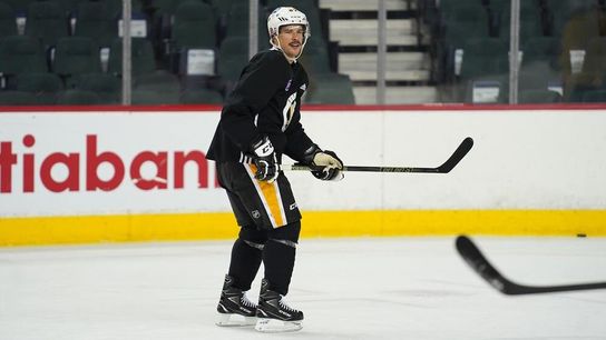 Practice report: Crosby prepares for another showdown with McDavid taken in Edmonton, Alberta (Penguins)
